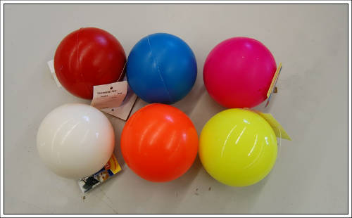 Panzi színes labda nagy (10cm)