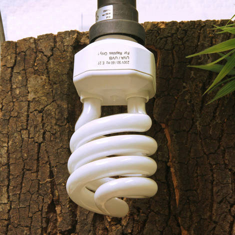 JBL Reptil Jungel UV Light 15W - Trópusi fényű terráriumi ízzó